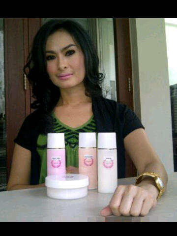 MerryDerm's profile picture. Merryderm Beauty Online Shop. Order Via Indosat(085721112339) As(085241118987) BBM (2970858F - 33216BCD)