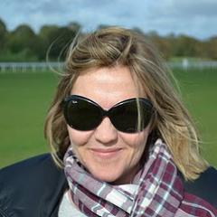 Mum, marketing consultant, smallholder, interiors enthusiast- busy, busy, busy