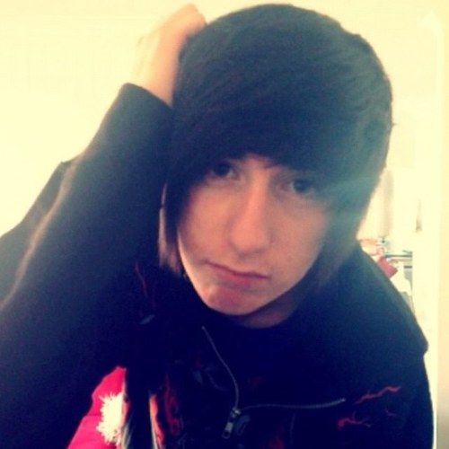 Geraintundead's profile picture. jjs