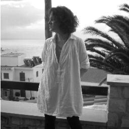 HelenKCrawford's profile picture. Yorkshire by breeding, international woman of mystery perforce. Writing comic novels, when not broken-hearted. And now - keeping chickens so you don't have to