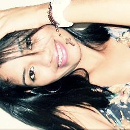 .As pessoas qe eu nunca vou esquecer, são aquelas qe me amaram, quando eu não era nem um pouco amável.#
