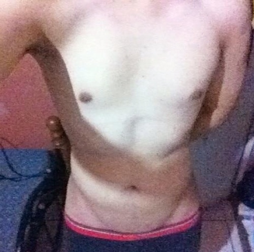 itsmeEnzone's profile picture. Straight outside. Bi inside. Cums a lot. Super discreet. Not a poser. My alter ego account. Bb pin? Just ask. Dont fall in love. I'm 20 yo