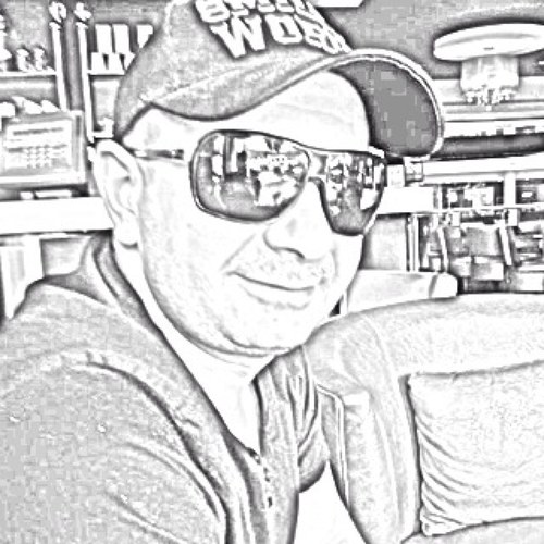 HishamSerry's profile picture. 