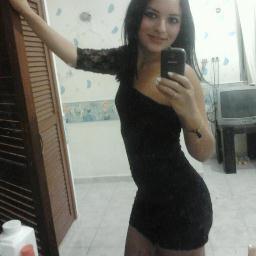 Estudio último año de Derecho en la Universidad Autónoma de Yucatán, amo cocinar, bailar y divertirme, tengo 23 años, y si quieres saber más follow me ;)