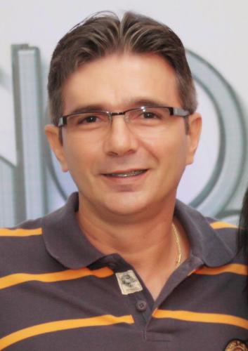 Sou do Rio de Janeiro mas moro em Mossoró- RN,trabalho no Jornal Defato Repórter Fotográfico.