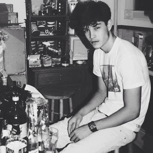 TheJPotter's profile picture. Former Gryffindor. | Son of Harry Potter and Ginny Potter. | I love you, @SexyDarkVeela. | Brother of @ItsLilyLPotter.