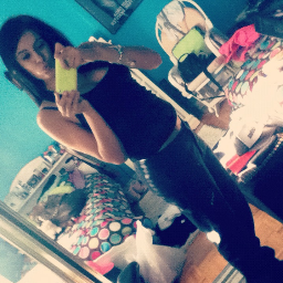 sfialho_xo's profile picture. .Life For The Moment Because Everything Else Is Uncertain.