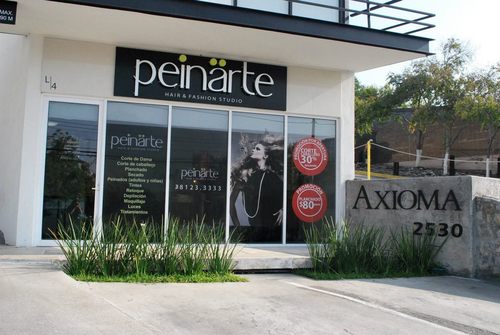 Una Estetica experta en tendencias...
Av. Jose Benitez ·#2530 Col. Obispado cp 64060
tel. 81233333  plaza AXIOMA