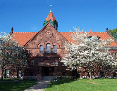 ClappFOL's profile picture. Nonprofit dedicated to helping promote quality Clapp Memorial Library programs to the community and assisting the library financially