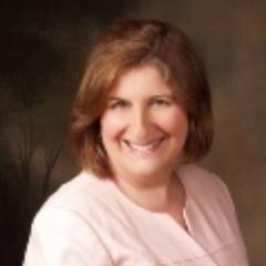 sarinaroffe's profile picture. 