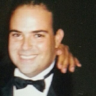 bobbylopez's profile picture. 