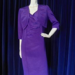 Tensile Fashion Accessories are constantly on the road throughout Ireland selling ladies accessories to boutiques. We also do Endora Dresses.