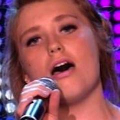 @Ella__Henderson is beautiful..proud to call her my inspiration ♥ Ella Was my First Follower, & Tweeted me 19•10•12.... Lyric Forever ∞