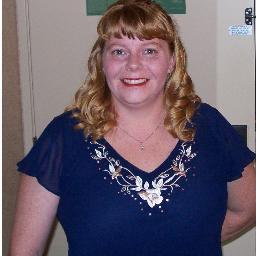Active mom to 7 year old. From San Mateo but now living in Oregon....