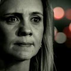 Esse twitter foi criado em homenagem aos fãs e a Atriz Adriana Esteves   ♥♥