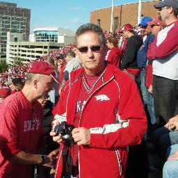 Husband, father, lifelong Razorback, Cardinal, Cowboy fan. From IL.  Grandpa of 5 little girls,
  living  in Bella Vista,Ar.