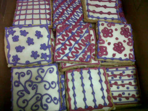 Highly decorated and great tasting cookies! perfect party favors!
and cakes too!!Orders can be sent to cookiegood@hotmail.com