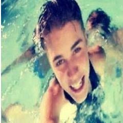 itbiebes's profile picture. Since:23/07/2012 '   entra e saberá oque tem 
   donas: @_bigodedobieber e @opsjhenni
3beijinhose1abraço