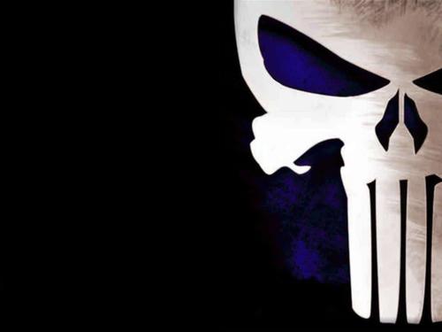 Adoro sair com os amigos,jogar Blackshot,e outros games...adoro fazer criticas e cometários a respeito do que me interessa