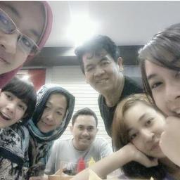 Adi_Family's profile picture. Always Support Adi's Family || Friend Not Idol || Lope Lope ♥♥ #KeluargaHarmonisAdi \(´▽`)/ || Adi Nurjaya ♥ Nelmah Adi (┌'⌣')┌ Nadia Raisa Adinda Anisa