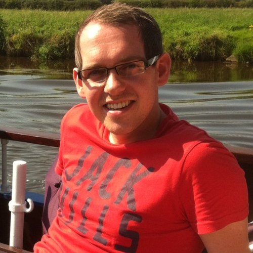 Business man of the year 2011/2012 season. Liverpool supporter, its our turn this year. Father to one amazing little girl & fiance to a fantastic lady.