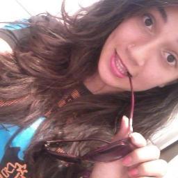 Casada cun o Liiiiindo do Allan :)) ',',    . Fiiiin ;*