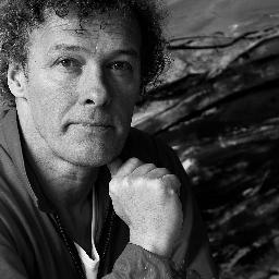Kunstschilder, drummer, dichter (vm stadsdichter van Amersfoort 10-12) en... levensgenieter.
www. http://t.co/suPIRUQoA6