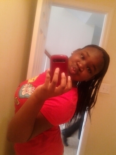 Follow My Bff @DestinyTweets1K and Make my follow button turn 6lue !