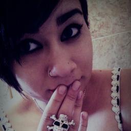 Mirian Christina da Silva, Leonina , 18 anos  ,casada, 1:66 de altura ,  ;P  e apaixonada  por rock