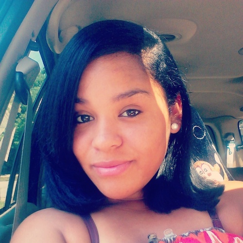 Ayooo its Leidy ! ; Follow me and ill follow back :)
