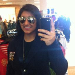 AqsaaaSohail's profile picture. 