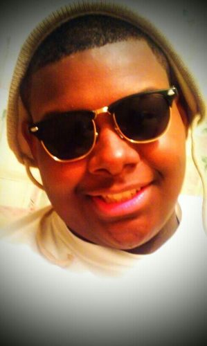 im a kool ass nigga if u dont disrespect me i want disrespect u if u show me love ima show u sum to i salute real niggas and females