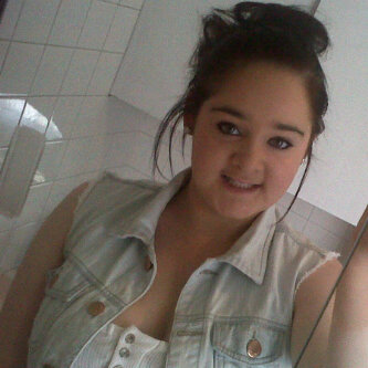 Follow me & ill follow back :-)