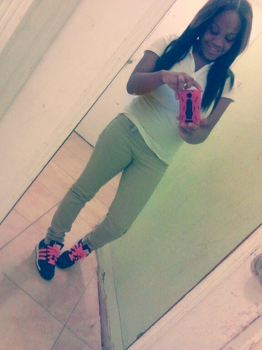 Short | Spanish | IG : Funsize_pookie | Under 18 Living Life |Team Capricorn | Follow Me & My Spanish Girl @_ambitionclouds ^_^