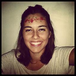 Temo a las 3T (Tornados&Tsunamis&Terremotos), fusiono peras con manzanas, no me gusta bañarme con agua fría, me gusta organizar eventos y http://z0r.de/31 :)