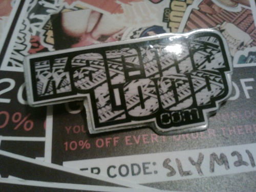 You like online shopping? Go to karmaloop.com plndr.com or brickharbor.com and use the rep code SLYM21 to get 10-20% off your purchase! #followback for deals