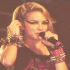 ㅤㅤ Eu poderia escrever mil e uma palavras para lhe mostrar meus sentimentos, mas apenas uma já basta. Eu te amo!  @Lua_Blanco
11.06.12 Madrinha @FamilySoophia