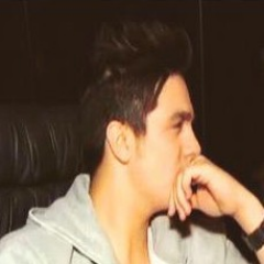 Cada dia que passa, agradeço á Deus por ter te colocado na minha vida @luansantana ღ  Since : 14/02/11 . Presidente: @SuelenChies Vice: @_Jaquuee