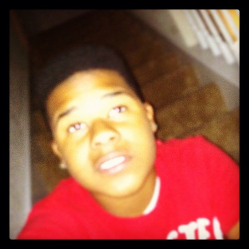 14 years of age. i play football for Faget ass Cy Ranch high.LOVE IS FOR SNEAKERS.nothin special just follow me