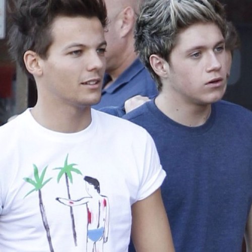 1D14032's profile picture. I live for one reason..One Direction. All of the boys follow me!! just kidding i wish Xxx