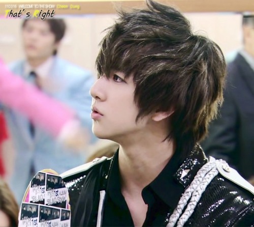 I'm bot not real! This real @MBLAQCD