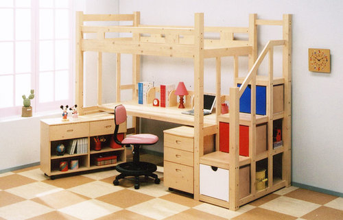 子供部屋家具専門店の子供部屋を作ろうのスタッフです