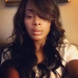 follow me , i follow back
i will always smile if there is weed around(:

bestfriend ? foood. 
husband 'wayne ( =