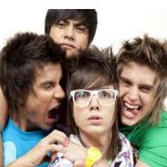 FeitoDia:20/10/2012 ás 18;25 Para o dlç do @PelanzaRestart @PeLuRestart @ThomasRestart @KobaRestart ♥