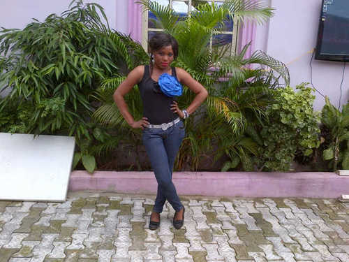 I am very tolerant nd I love been in vouge,I love meeting new frnds nd love hanging out wit ma gurlfrnds,cnt say much here come closer. Den u gonna knw who I am