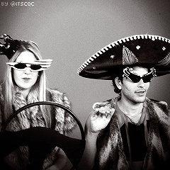 Twitter feito para homenagear e mostrar o melhor do humor brasileiro! Desde 20/09/12. Donos: @JoseThaalles e @ItsCQC.