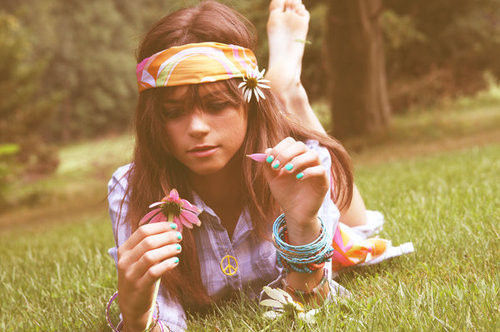 a hazel eyed brunette from louisiana. gotta love the south.