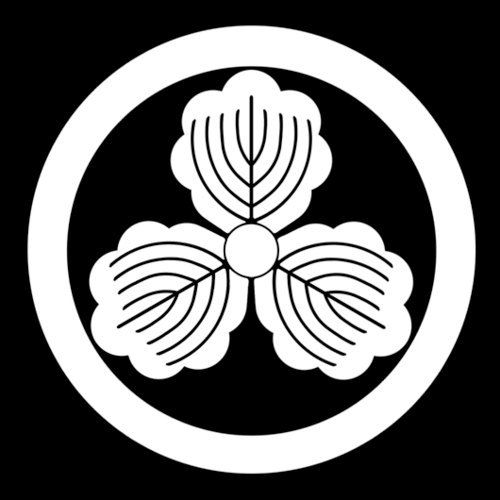 心和得天真 (心を和して天真を得)
古流薙刀(継続中)と居合(休会中)、茶道(今は日常の楽しみ)を修行してます。日本文化を大切に継承していきたい。天真武甲流兵法 浦和居合道研究会 茶道裏千家 着物、野球、ガンダム、ジョジョ等も好きです。