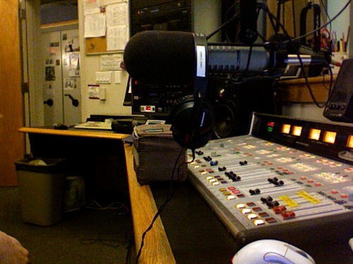 Blancoradio's profile picture. If it sounds good, it is good D Ellington