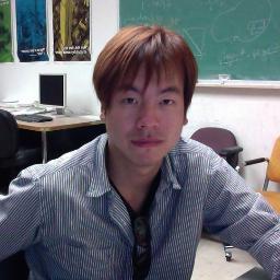 Henry Chan @ University of Chicago
Second-Year Ph.D. student.